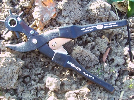 Powerlochzange für Biothane und Leder